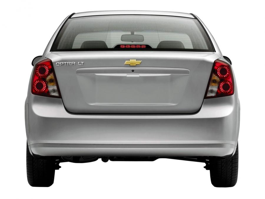  Chevrolet Optra Sedan 2004 года  (CA) (фото 2 из 12)